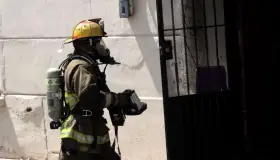 Tiene vivienda pérdidas materiales y daños por incendio
