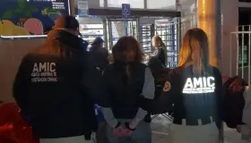 Cae mujer prófuga de la justicia de Estados Unidos