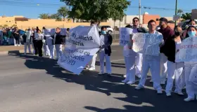 Personal de Enfermería del NHG se manifiesta para exigir basificacion