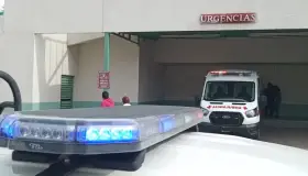 Internan a jóvenes por atropellamiento por maniobras peligrosas