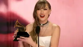 Taylor Swift hace historia en los Grammy