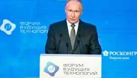 Revela Putin que están cerca de crear vacunas contra el cáncer