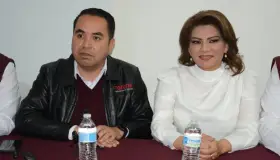 Desacreditan tendencia negativa de AMLO por campaña internacional