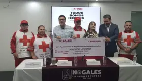Ayuntamiento entrega donativo a la Cruz Roja