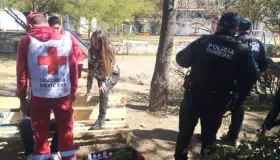 Reaniman a menor en parque por sobredisis