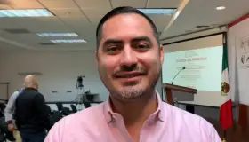 Mantendrán activo programa de becas en veda electoral