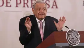 Ahora AMLO cambia de fecha para el mejor sistema de salud del mundo