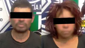 Atrapan a pareja intentando llevarse un cerco