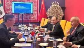 Sostiene gobernador reuniones en China