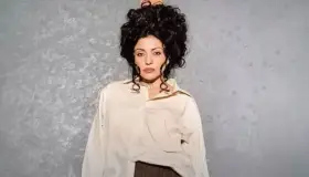 Mon Laferte inicia su gira “Autopoiética”