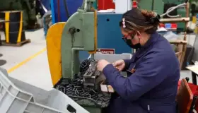 Más de 49 por ciento de mujeres eran económicamente activas en 2023