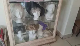 Brindan pelucas sensación de belleza en pacientes de cáncer