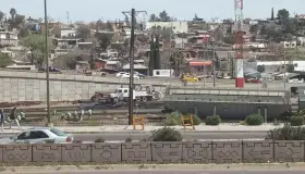 Tres vagones más del tren vuelcan en patios de Ferromex