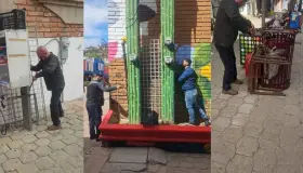 Remueven estructuras de vendedores ambulantes del centro de la ciudad