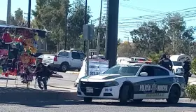 Se llevan de vivienda un auto y varios artículos