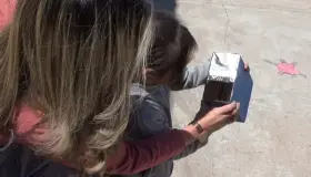 Aprovechan eclipse para motivar a la niñez con el aprendizaje