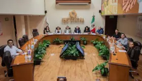 Define IEE Sonora lugar y fechas de los Debates Municipales 2024