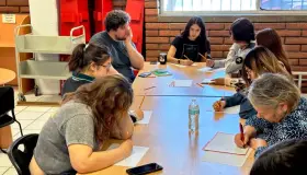 Se une la Biblioteca Municipal en celebraciones de las Fiestas de las Flores