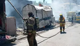 Provoca incendio grandes daños en colonia Esperanza
