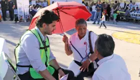 Atiende Alcalde a nogalenses