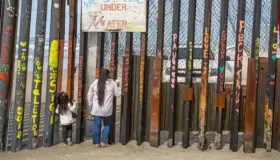 No habrá confrontación con EU por muro: AMLO