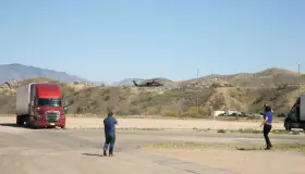 Aterriza Pence en “Mariposa”