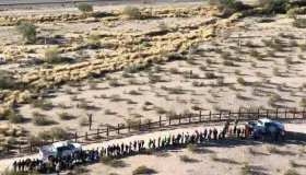 Se entregan 393 centroamericanos