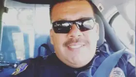 Honran memoriade oficial caído