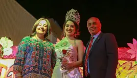 Disfrutan miles de las Fiestas de Mayo