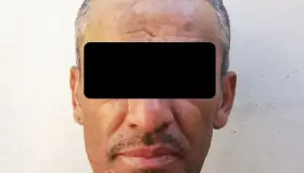 Portaba cristal y pistola de juguete