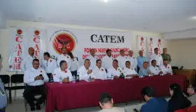 Reprueban amenaza de huelga