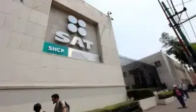 Empresas condonadas por Calderón y EPN pelean anonimato