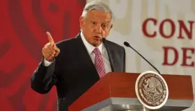 Para salud y educación no hay límite en presupuesto: López Obrador