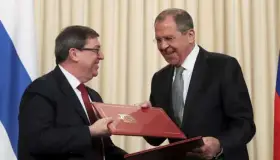 Cuba y Rusia se unen contra EU; refrendan apoyo a Maduro