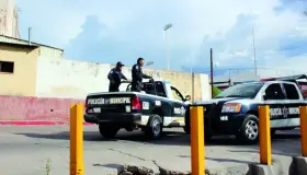 Agrede a pareja
y a pequeña bebé