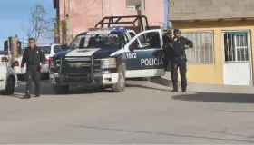 Roba dinero a expareja