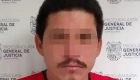 Albañil mata a su esposa con barra para doblar acero