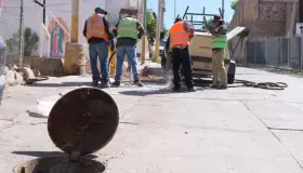 Desazolvan colector de aguas pluviales