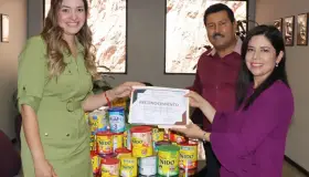 Otorgan dotación de leche a DIF Municipal