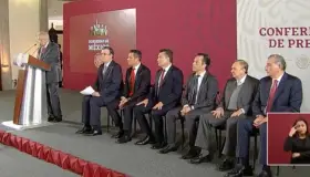 Gobernadores del sureste respaldan plan migratorio de López Obrador