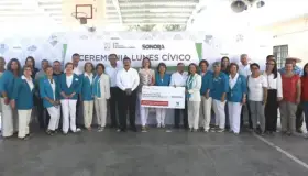 Entrega SEC donativo para la lucha contra el cáncer