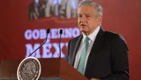 Hay proceso de limpia en instituciones del gobierno: AMLO