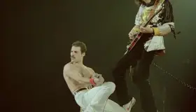 Queen publica versión inédita de Freddie Mercury
