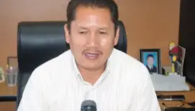 Gradúan decena de jóvenes
especiales de bachillerato