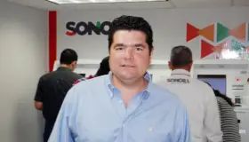 Supervisa atención en la Agencia Fiscal