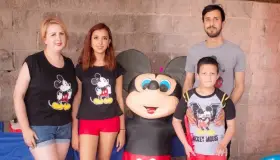 Festejan 9 años de Johan Parra