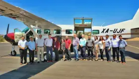 Reanuda Alcalde vuelos comerciales