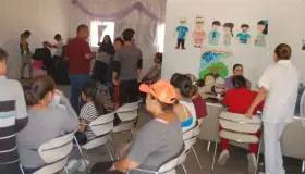 Llevan apoyo a niños de La Mesa