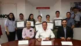 Premia SEC a ganadores del programa “Jóvenes en Acción”