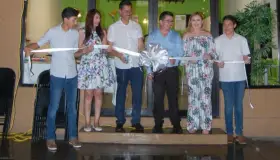 Inauguran con éxito Restaurante